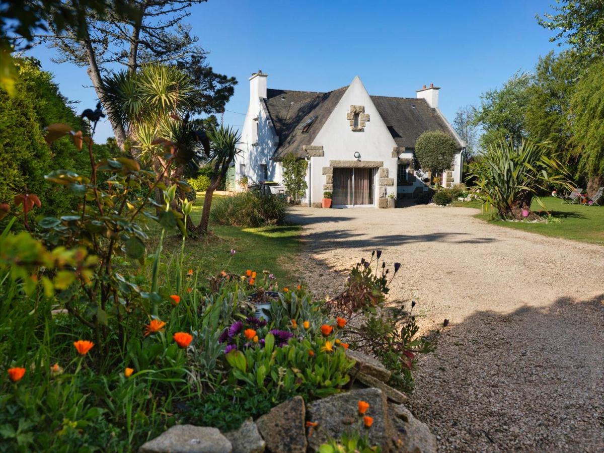Les Roses Bed and Breakfast Santec Eksteriør billede