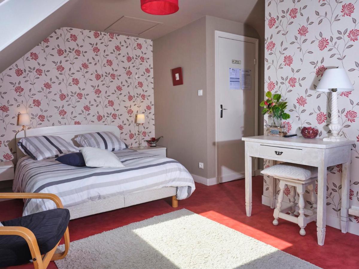 Les Roses Bed and Breakfast Santec Eksteriør billede
