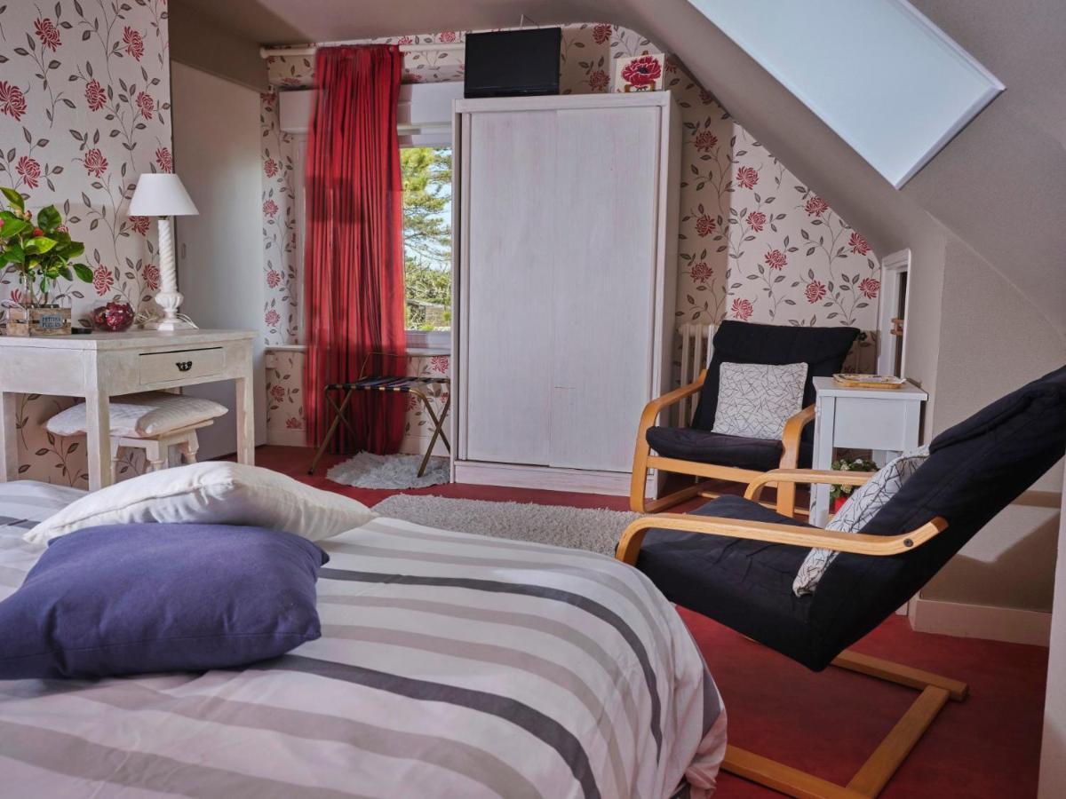 Les Roses Bed and Breakfast Santec Eksteriør billede