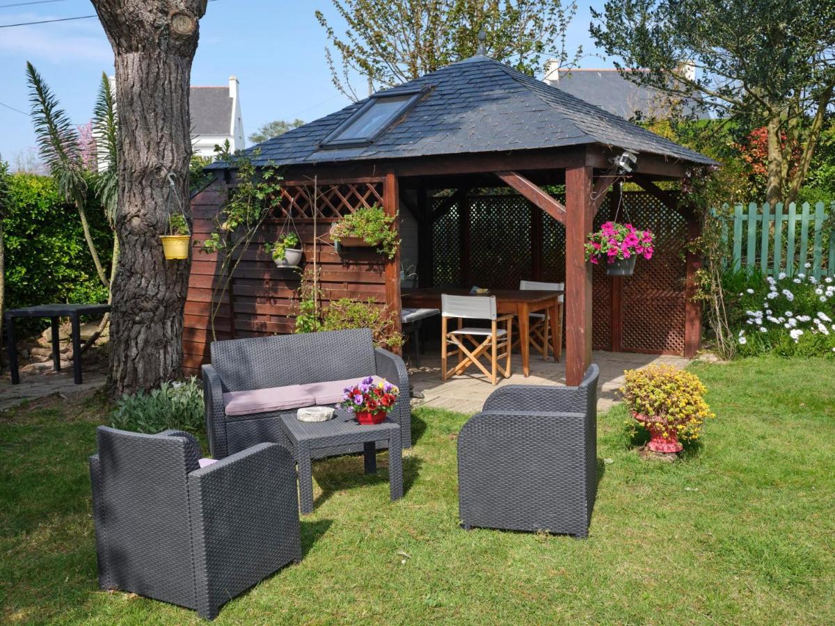 Les Roses Bed and Breakfast Santec Eksteriør billede