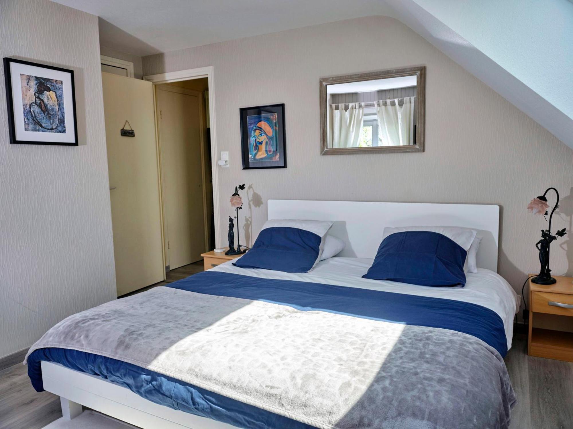 Les Roses Bed and Breakfast Santec Eksteriør billede